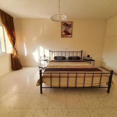 Kings Palace 304 Apartment Пафос Екстериор снимка